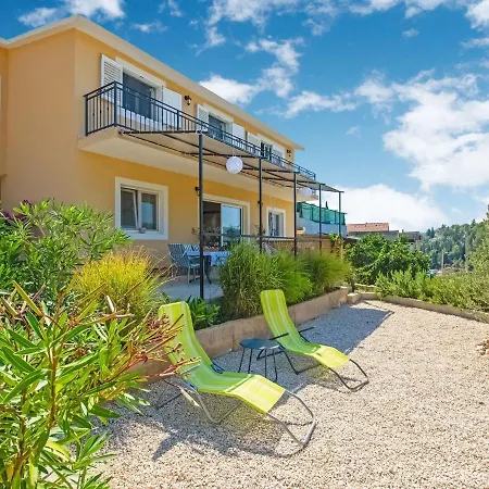 Lejlighed Valley-view Holiday In With Garden Peracko Blato
